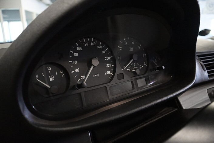 BMW 323 323Ci Coup (AD) 2ov 2494cm3 A, vm. 2000, 288 tkm (15 / 30)