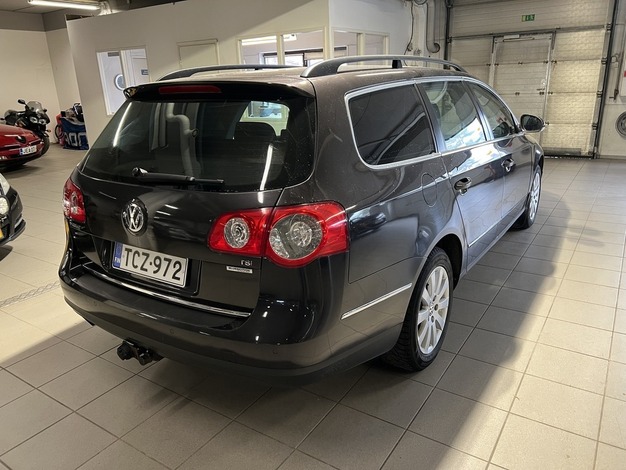 Volkswagen Passat Variant Comfortline 1,4 TSI 90 kW (122 hv) DSG-automaatti BlueMotion Technology, vm. 2010, 299 tkm (4 / 9)