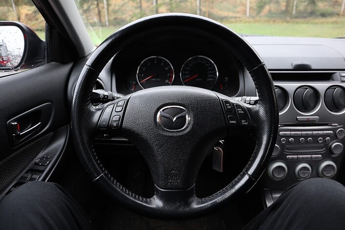 Mazda Mazda6 4D MAZDA6 HATCHBACK 2.0-GG14F2/268, vm. 2005, 220 tkm (8 / 13)