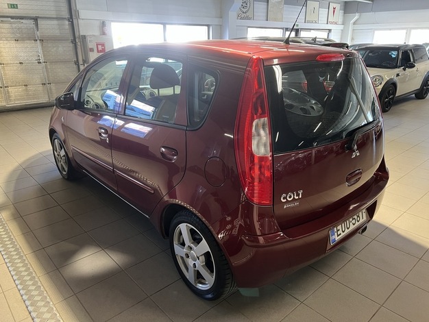 Mitsubishi Colt 109 Invite Cool, vm. 2006, 185 tkm (4 / 8)