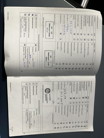 Volkswagen Passat Variant Comfortline 1,4 TSI 90 kW (122 hv) DSG-automaatti BlueMotion Technology, vm. 2010, 206 tkm (28 / 31)