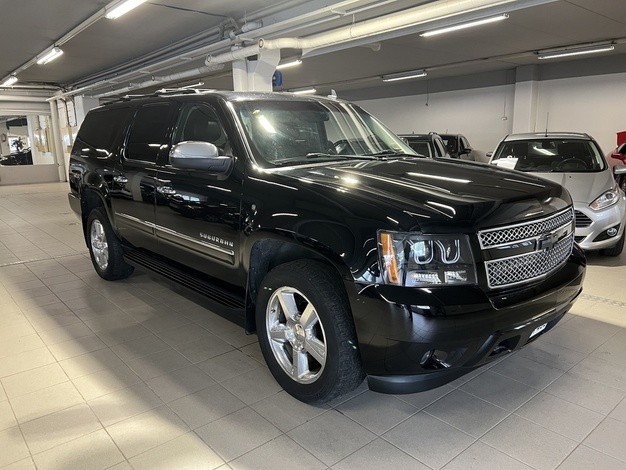 CHEVROLET Suburban LTZ Flexfuel 7 hl, vm. 2011, 339 tkm (3 / 26)