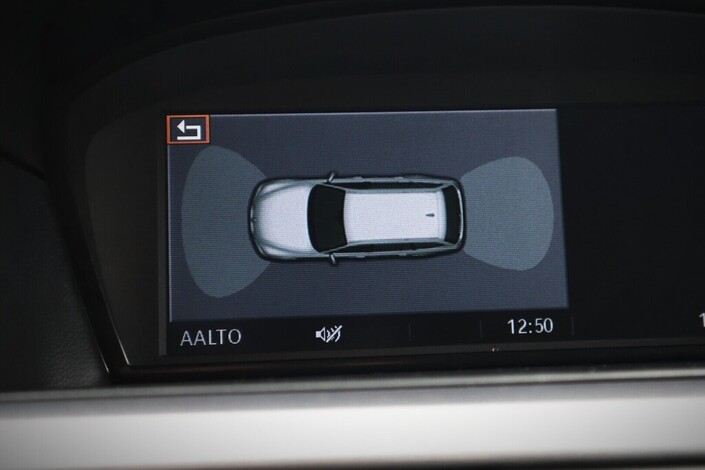 BMW 520 E61 Touring, vm. 2008, 345 tkm (13 / 24)