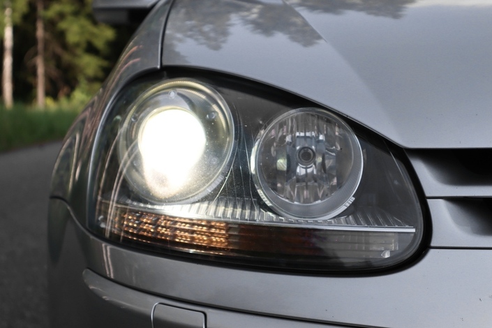 Volkswagen Golf 2,0 TDI 103 kW PowerDiesel 4MOTION Sportline 4d, vm. 2006, 278 tkm (4 / 19)