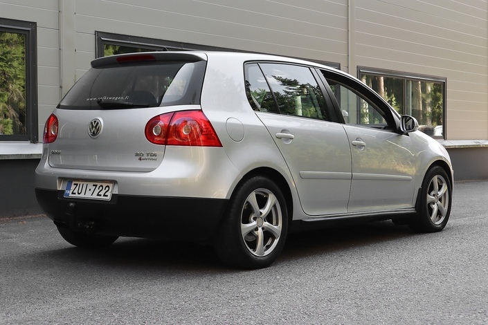 Volkswagen Golf 2,0 TDI 103 kW PowerDiesel 4MOTION Sportline 4d, vm. 2006, 278 tkm (5 / 19)