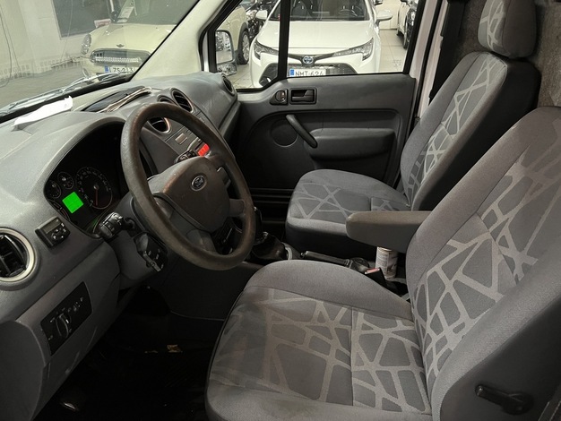 Ford Transit Connect S 1,8 TDCi 90hv, vm. 2009, 243 tkm (7 / 8)