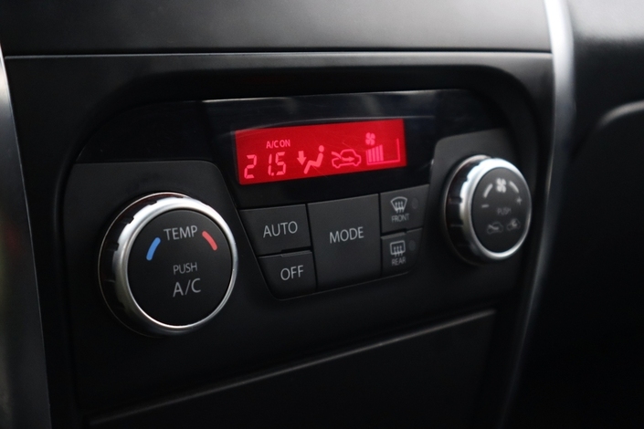 Suzuki SX4 1,6 VVT CITY 5D 4AT, vm. 2010, 271 tkm (18 / 18)