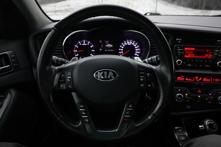 Kia Optima 2,0 EX A/T, vm. 2013, 237 tkm (10 / 27)