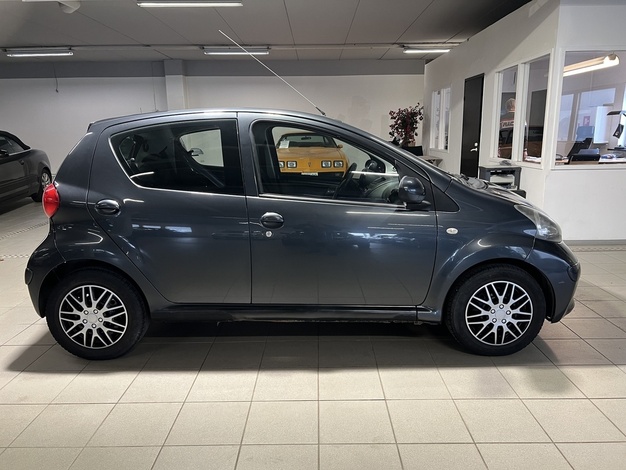 Toyota Aygo 4D AYGO HATCHBACK 1.0-KGB10L-AHMGKW/234, vm. 2006, 228 tkm (3 / 14)