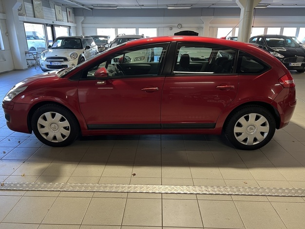 Citroen C4 VTi 120 Edition, vm. 2010, 136 tkm (6 / 13)