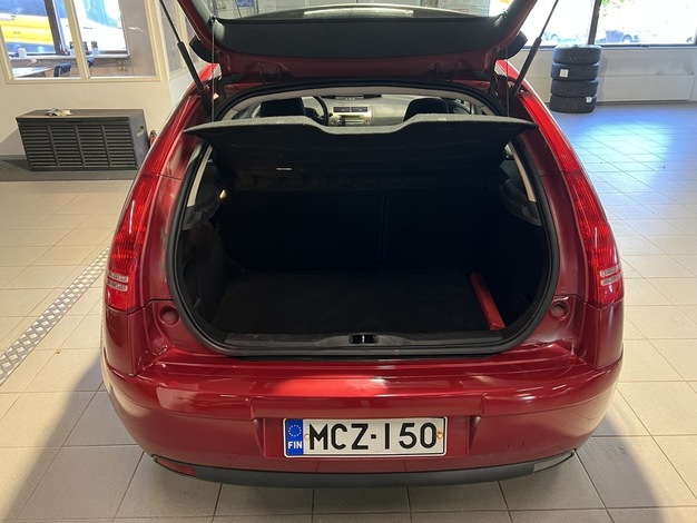 Citroen C4 VTi 120 Edition, vm. 2010, 136 tkm (9 / 13)