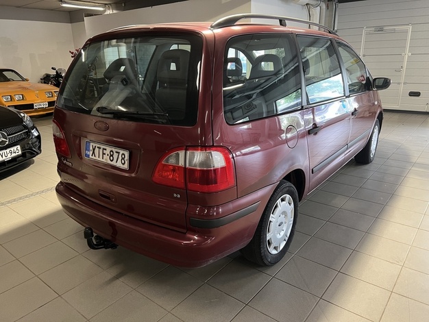 Ford Galaxy 5D GALAXY MPV 2.3 AUTOMATIC-7-SG/284, vm. 2004, 347 tkm (4 / 11)