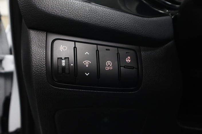 Kia cee'd 1,0 ISG 100hv Edition 7 SW EcoDynamics, vm. 2017, 84 tkm (16 / 20)