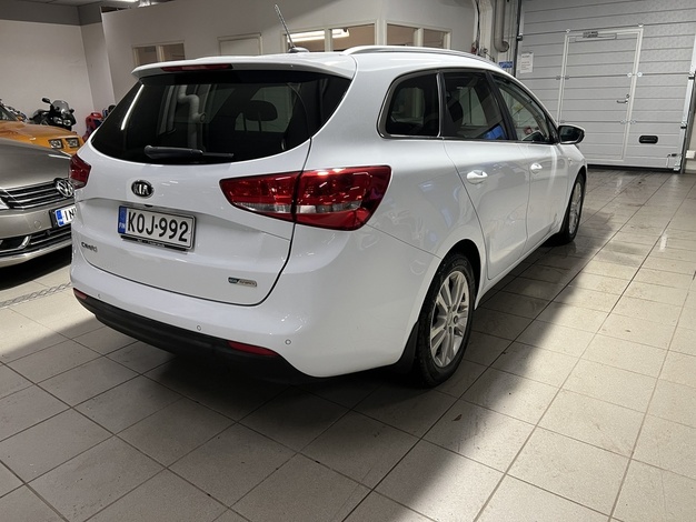Kia cee'd 1,0 ISG 100hv Edition 7 SW EcoDynamics, vm. 2017, 84 tkm (4 / 11)