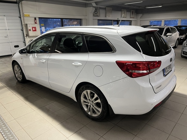 Kia cee'd 1,0 ISG 100hv Edition 7 SW EcoDynamics, vm. 2017, 84 tkm (5 / 11)