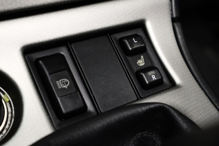 Toyota Corolla 1,6 VVT-i Linea Sol 4ov, vm. 2005, 222 tkm (15 / 22)