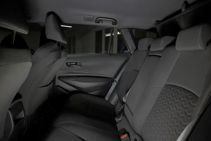 Toyota Corolla Touring Sports 1,8 Hybrid Life Business, vm. 2022, 147 tkm (15 / 17)