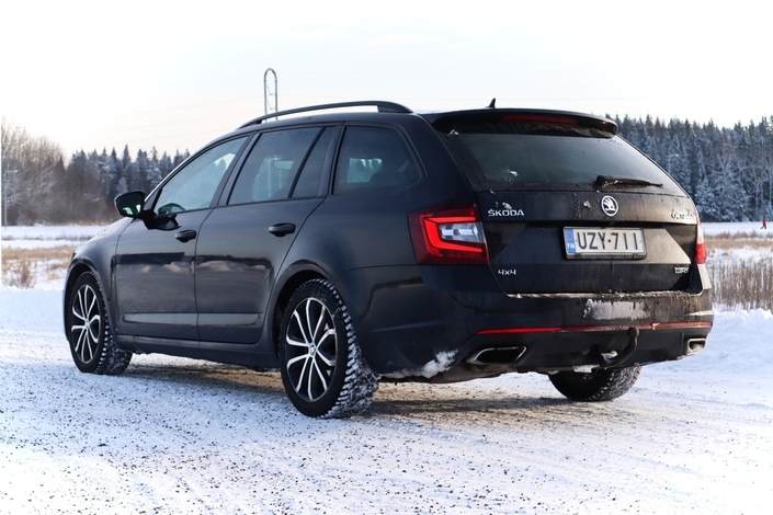 Skoda Octavia Combi 2,0 TDI 184 4x4 RS DSG Autom., vm. 2018, 385 tkm (6 / 9)