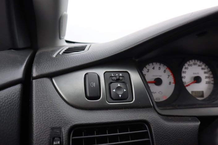 Mitsubishi Lancer STW 1,6 Invite, vm. 2008, 117 tkm (15 / 25)