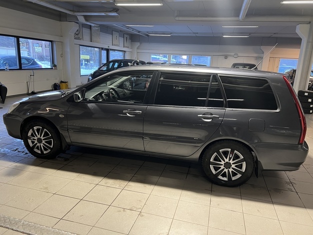 Mitsubishi Lancer STW 1,6 Invite, vm. 2008, 117 tkm (6 / 11)