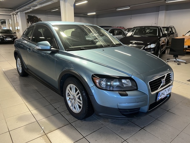 Volvo C30 1,6 Kinetic man, vm. 2010, 186 tkm (2 / 13)