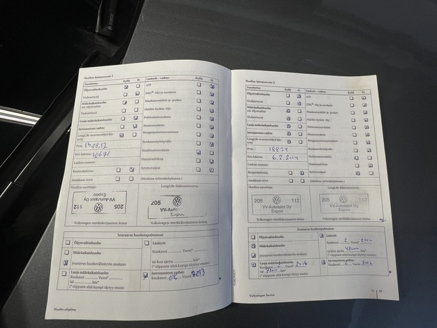 Volkswagen Golf Comfortline 1,4 TSI 90 kW 4-ovinen, vm. 2011, 101 tkm (10 / 14)