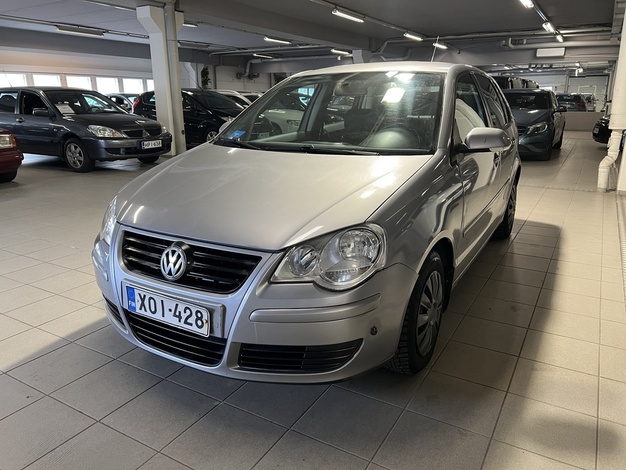 Volkswagen Polo Comfortline 1,4 59 kW 4d, vm. 2007, 153 tkm (1 / 9)