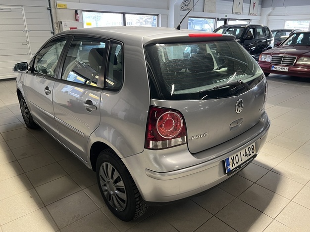 Volkswagen Polo Comfortline 1,4 59 kW 4d, vm. 2007, 153 tkm (5 / 9)