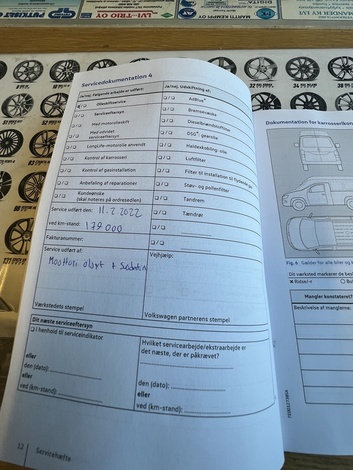 Volkswagen Transporter umpipakettiauto 2,0 TDI 103 kW EU5, vm. 2016, 270 tkm (26 / 34)