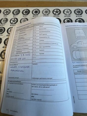 Volkswagen Transporter umpipakettiauto 2,0 TDI 103 kW EU5, vm. 2016, 270 tkm (28 / 34)