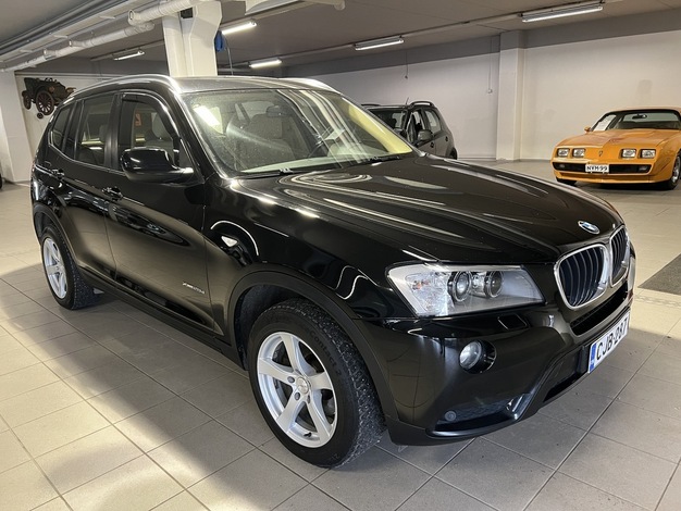BMW X3 xDrive20d TwinPower Turbo A F25 Limited Navi Edition, vm. 2013, 373 tkm (2 / 15)