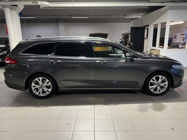 Ford Mondeo 2,0 TDCi EcoBlue 190hv A8 AWD EDITION Wagon, vm. 2020, 296 tkm (2 / 14)