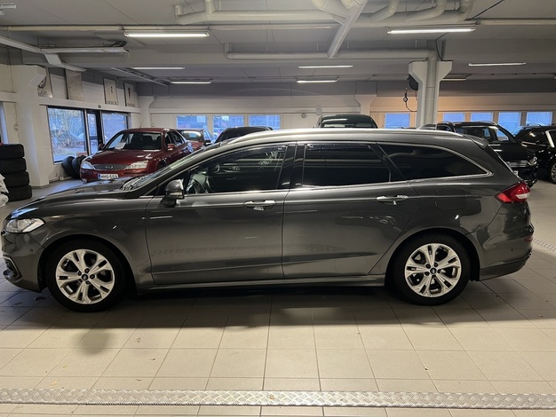 Ford Mondeo 2,0 TDCi EcoBlue 190hv A8 AWD EDITION Wagon, vm. 2020, 296 tkm (5 / 14)