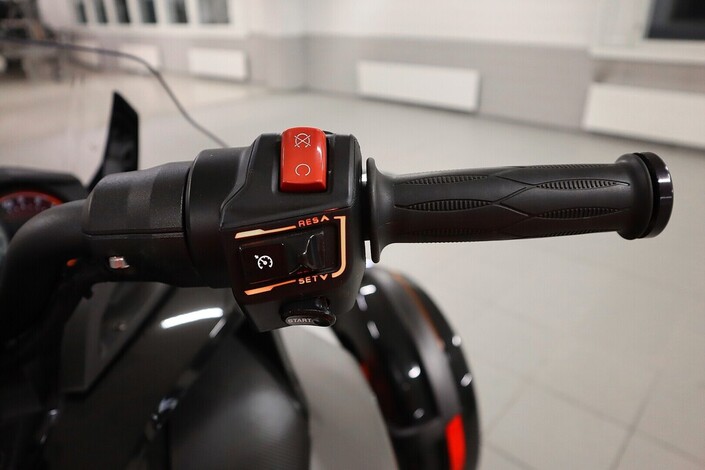 Can-am Can-am Spyder 1330 F3 S, vm. 2015, 5 tkm (13 / 17)