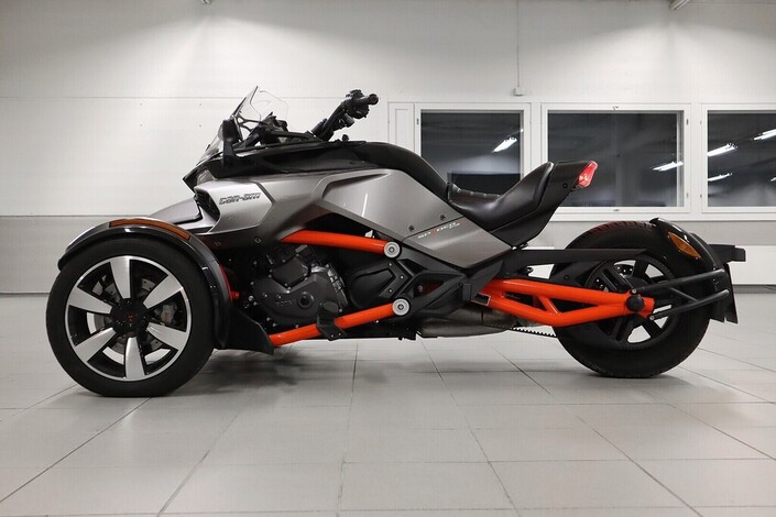 Can-am Can-am Spyder 1330 F3 S, vm. 2015, 5 tkm (3 / 17)