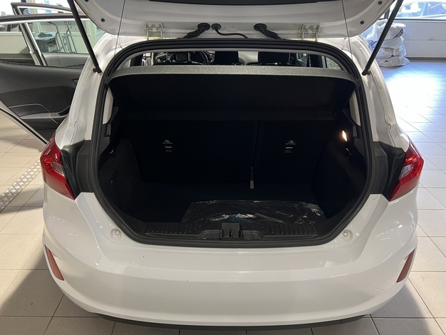 Ford Fiesta 1,1 75hv M5 Trend Edition 5-ovinen, vm. 2020, 54 tkm (10 / 13)