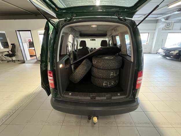 Volkswagen Caddy CADDY Farmari (AC) 6ov 1598cm3 A, vm. 2015, 239 tkm (9 / 24)