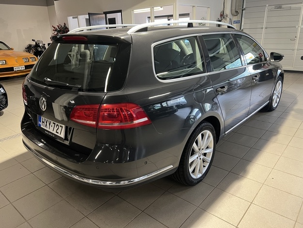 Volkswagen Passat Variant Highline 1,8 TSI 118 kW (160 hv) DSG-automaatti, vm. 2011, 199 tkm (4 / 24)