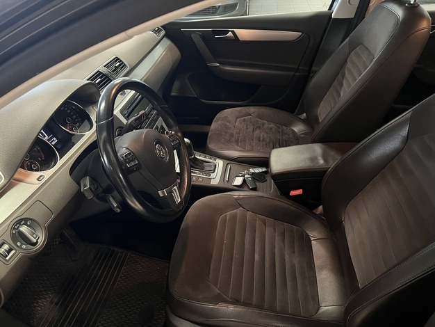Volkswagen Passat Variant Highline 1,8 TSI 118 kW (160 hv) DSG-automaatti, vm. 2011, 199 tkm (7 / 24)