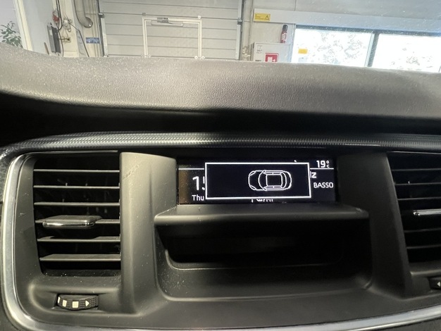 Peugeot 508 Active e-HDi 115 FAP 2Tronic, vm. 2012, 325 tkm (11 / 15)